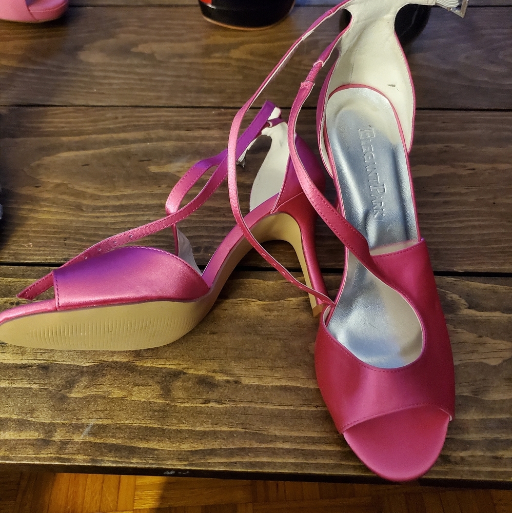 Elegant park heels